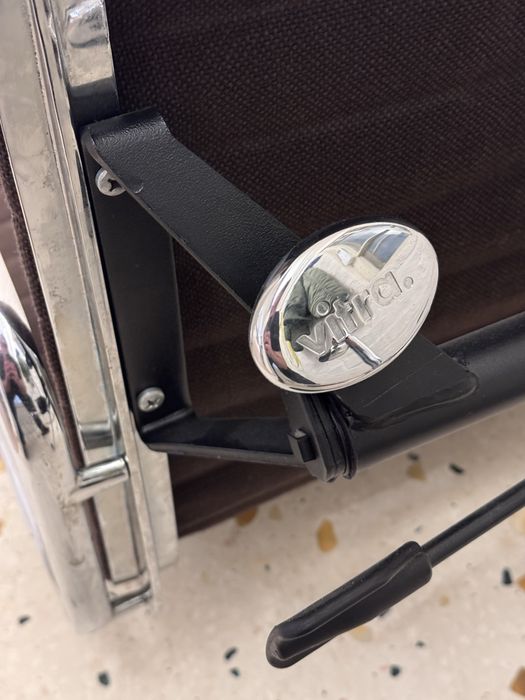 EAMES EA119 High Backrest