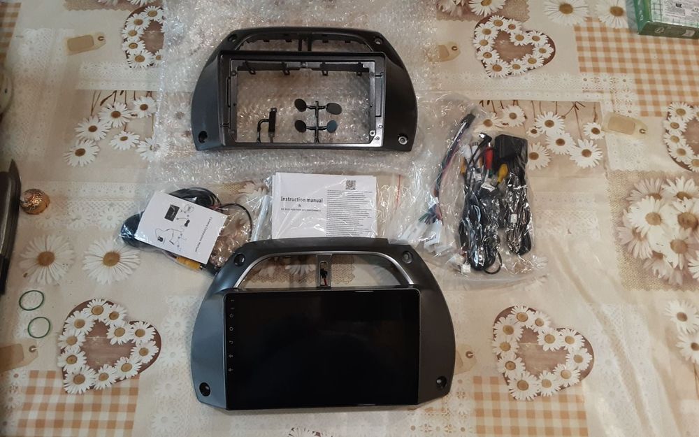 9 ича рамка за мултимедия за Тойота рав 4 генерация 2