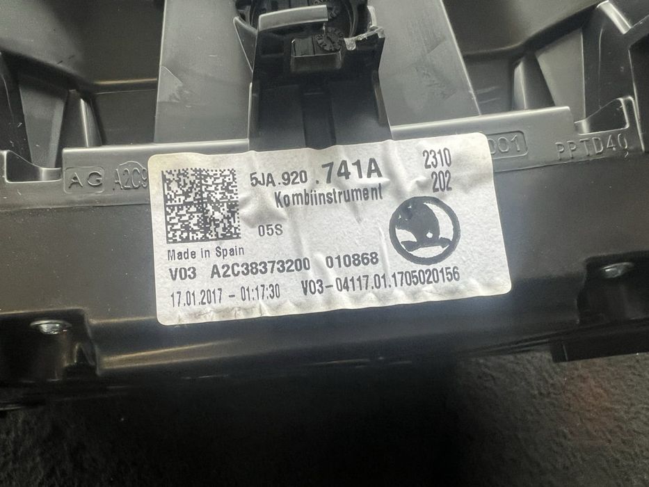 Километраж табло стрелки за Skoda Rapid 1.4tdi 2017+ 5ja920741 A