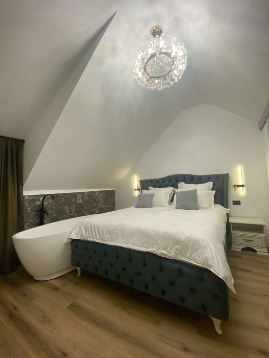 Pensiune/Cabana/jacuzzi/ciubar de inchiriat