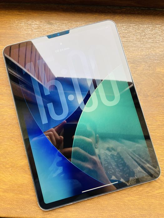 iPad Pro m2 11 gen 4 Wi-Fi+Sim  sotladi