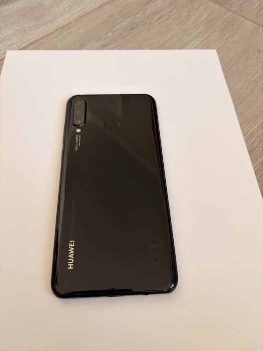 Huawei P30 lite в отличном состоянии