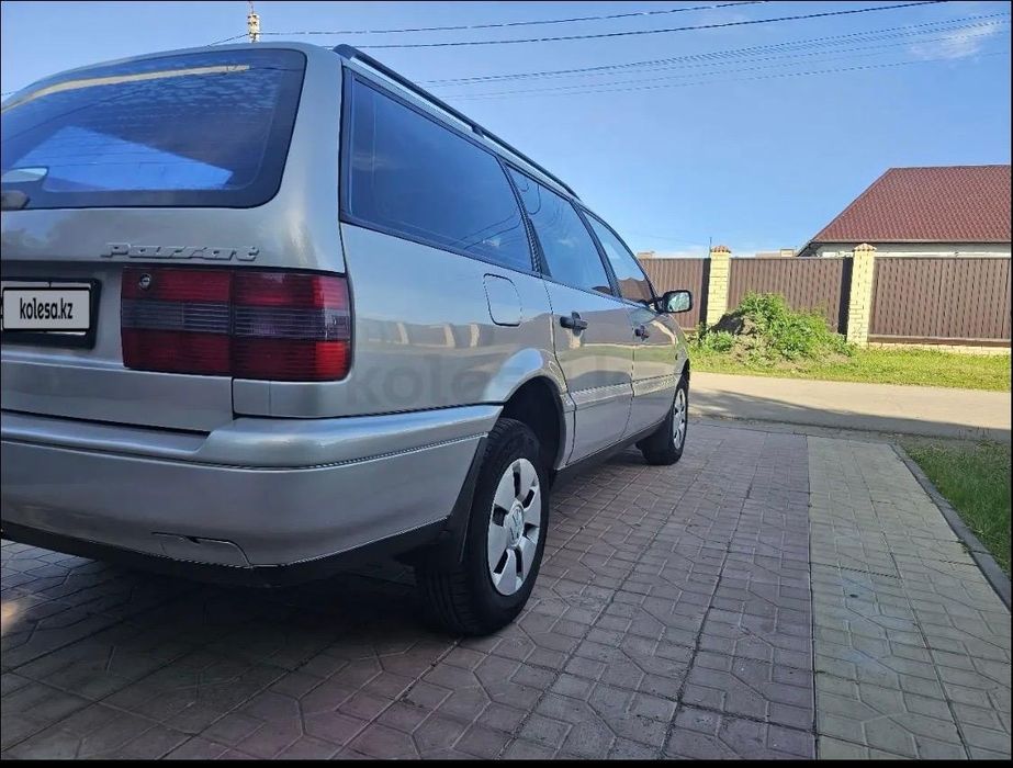 Продас Volkswagen Passat b4