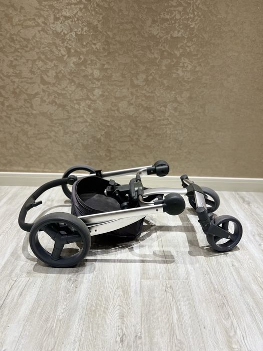 Детская коляска фирмы Hauck