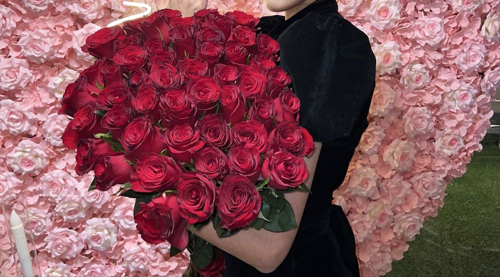 51 роза!!!свежие розы