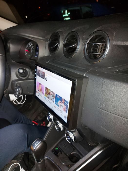 Navigatie Android Dacia Duster Waze YouTube GPS BT USB
