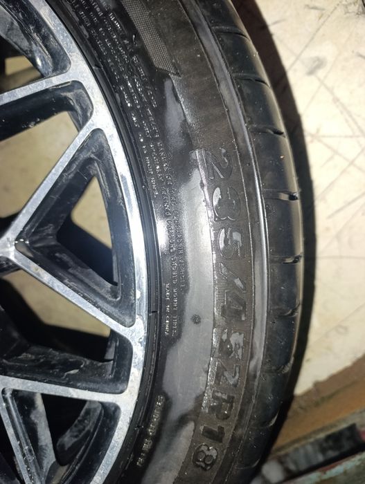 Продам 4 колеса в сборе 235/45/R18