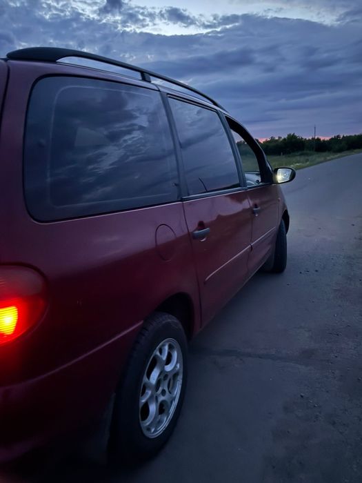 Минивэн форд гелакси