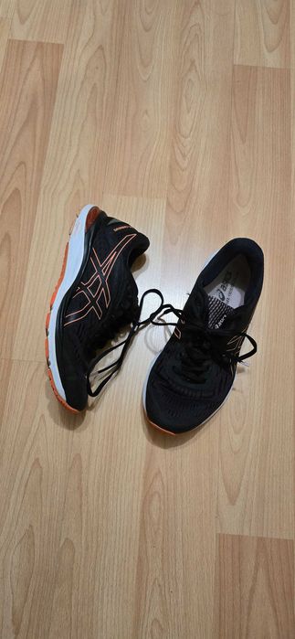 Asics 39- дамски маратонки