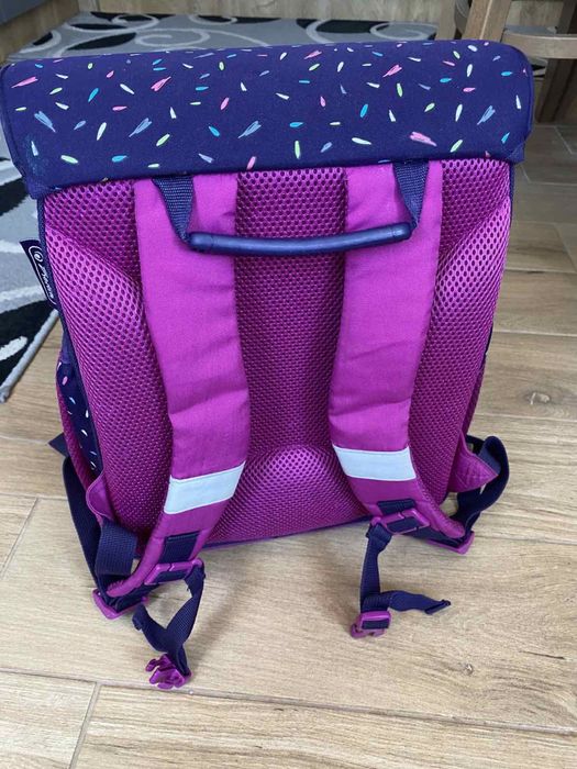 Раница за училище