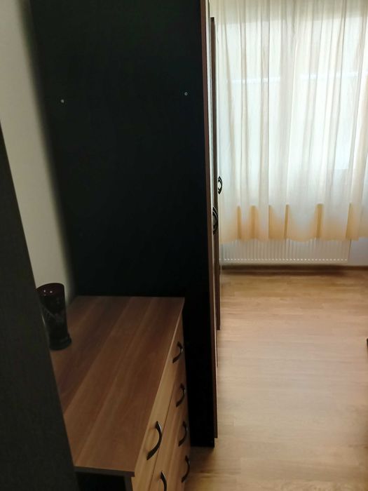Închiriez apt 2 camere