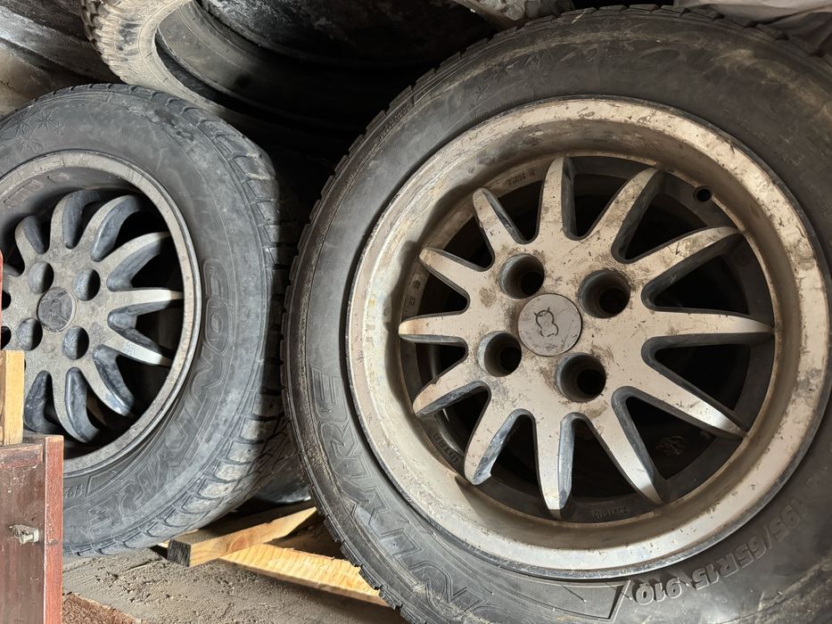 Продаеться диски с шинами