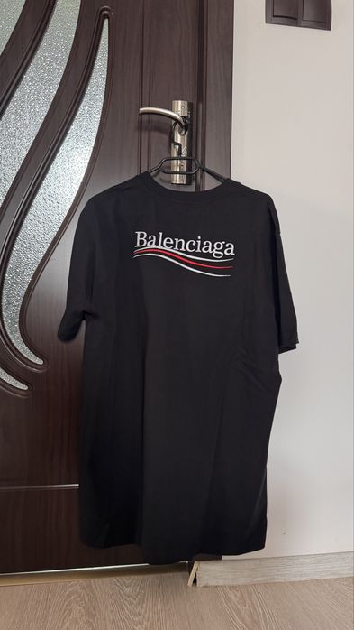 Tricou balenciaga