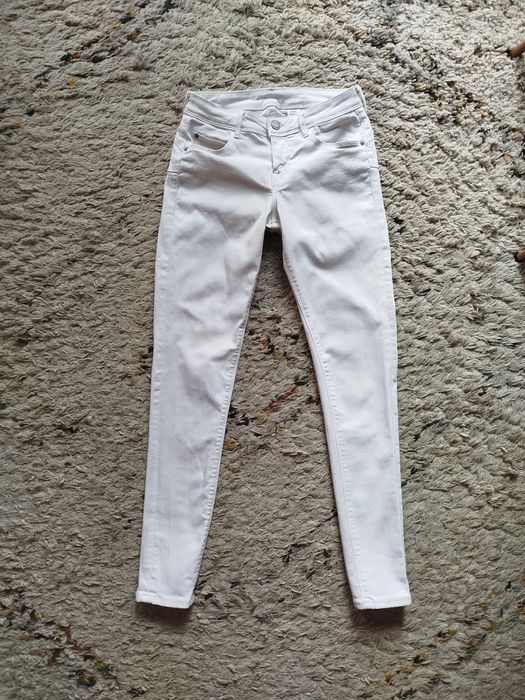 Бели дънки H&M тип jeggings