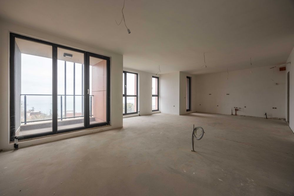 3 стаен/морска панорама/от СОБСТВЕНИК/42кв.м всекидневна/24кв.м основна спалня