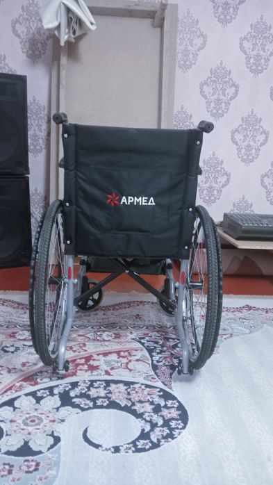 Продам инвалидную каляску