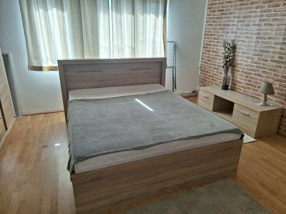 Închiriez apartament 1 camera cart Rogerius