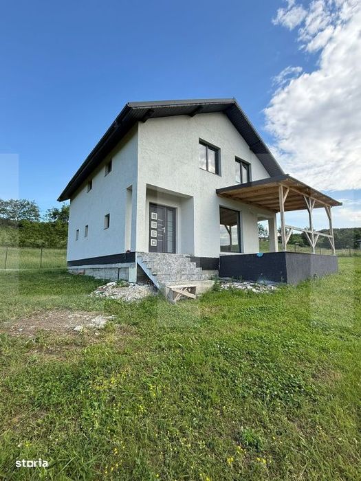 Casa individuala, P+M 150mp, teren 1050 mp - Catamarasti Vale
