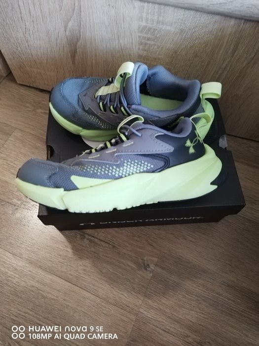 Маратонки Under Armour 30 номер