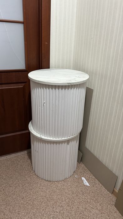 Тумбы декоративные