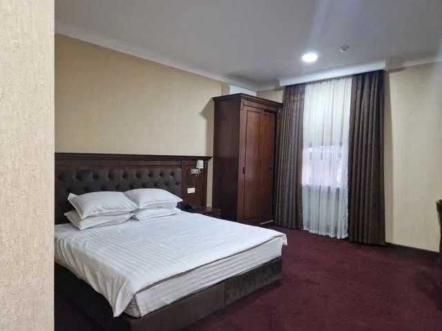 Продаётся в помещение под гостиница. ул. Шарофобод 2