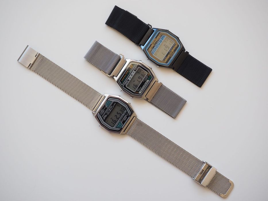 Ceas electronic Kamerton (Elektronika) din anii ’90, cu melodii, nou din fabrică, carcasă din oțel și geam din sticlă minerală