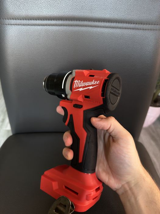 Milwaukee M18 Brushless BLDDRC 18V