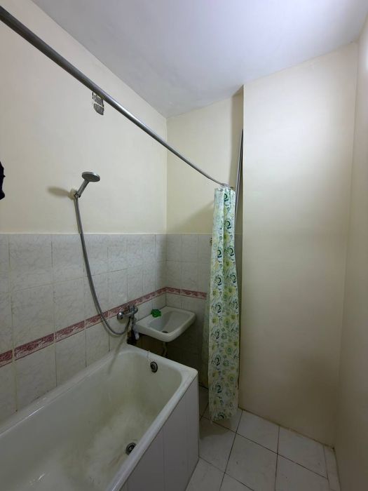 Своя.Срочно Продаю.Юнусабад-15 Туркистан 1-2/4/4