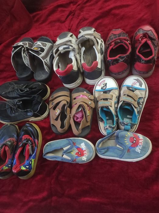 Ботинки,туфли,кеды,сапоги до 7 лет и вещи.вещи
