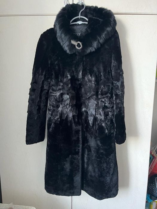 Продам шубу мутон