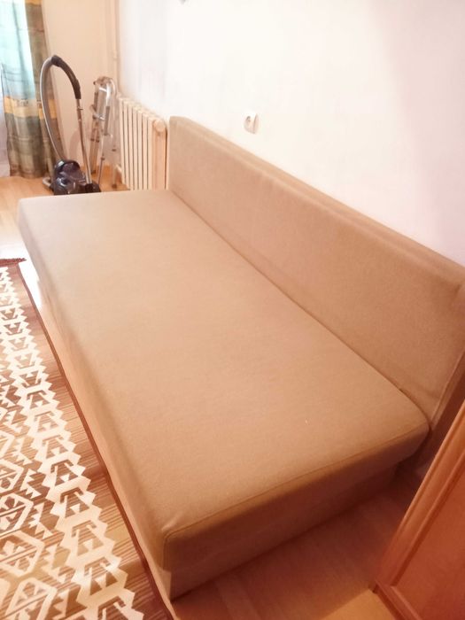 продам диван, б/у