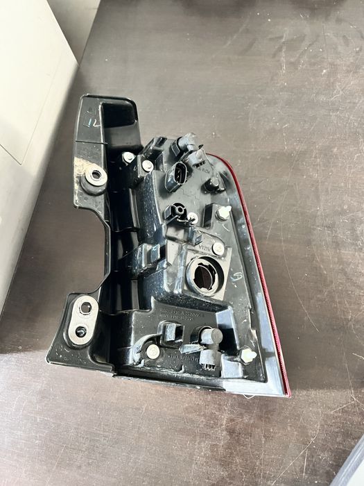 Stop stanga Suzuki Ignis an 2016-2020 cu led