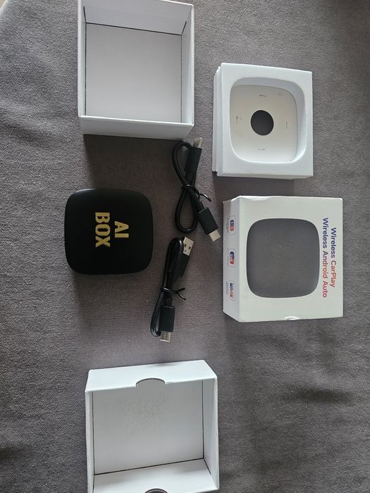 Адаптер за Андроид Ауто и Кар Плей