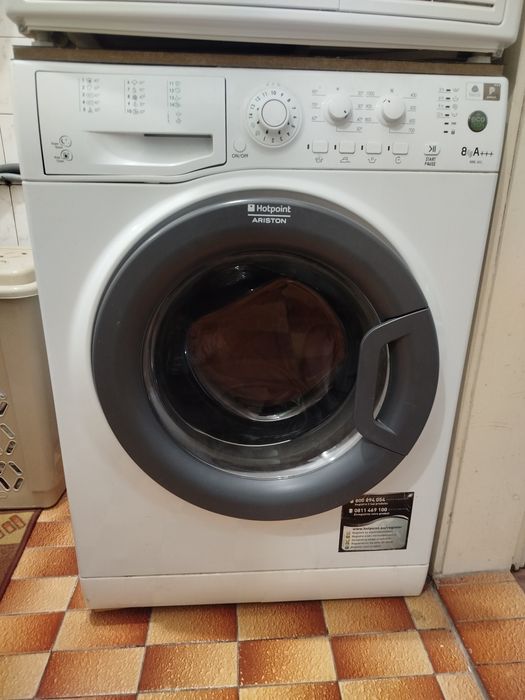 Пералня Hotpoint-Ariston