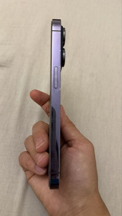 Iphone 14Pro purple