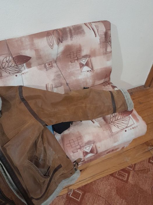 Кожено яке използвано