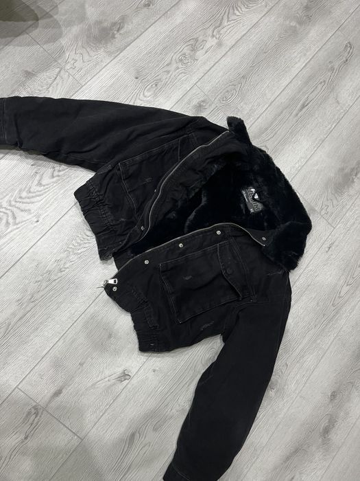 Дамски  якенца.