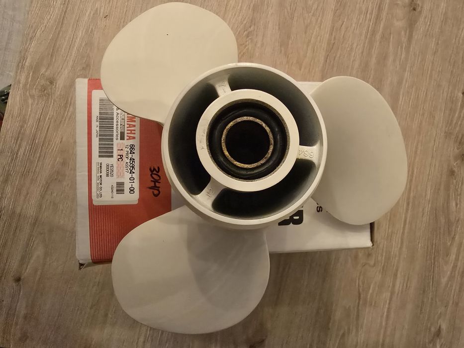 Elice Yamaha 9-7/8"X12" 20->30 HP, 13-1/2"X15", 13-1/4"X17" 60->130 HP