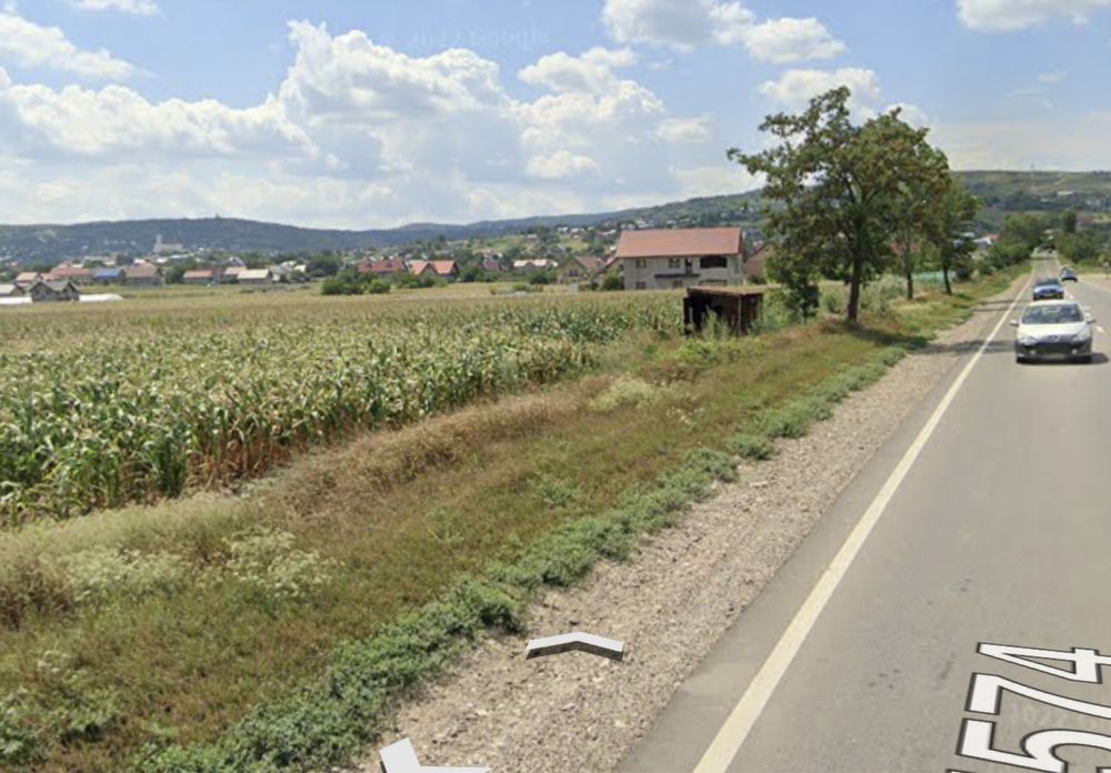 Vand Teren intravilan 5800mp, 48m Deschidere