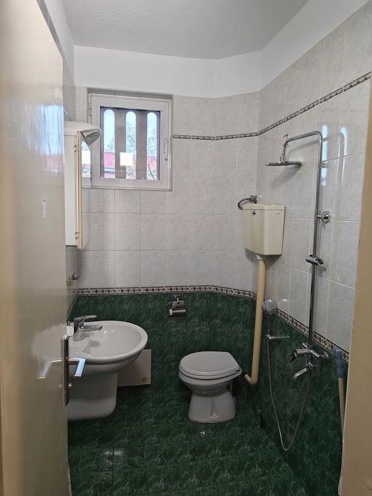 Дава се под наем Тристаен апартамент в София, Лозенец - 95 кв.м за 990 € - Снимка #7