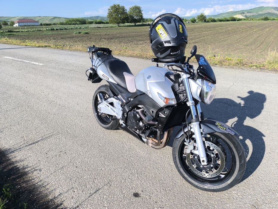 Suzuki Gsr 600 cc