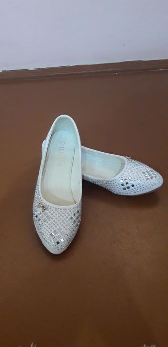 Женская обувь  в хорошем состоянии