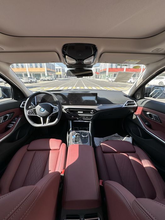 BMW i3 35L 2025 EV в наличаи от Terra Auto