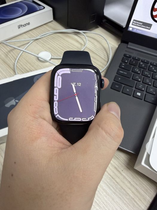 Продам iphone 13,12 apple watch 8