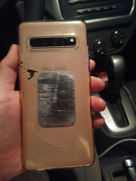 Самсунг s 10 5 g