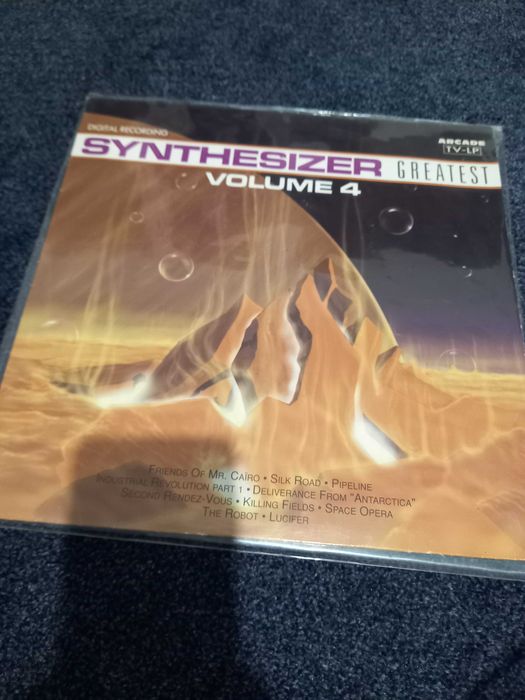 Vand doua discuri de vinil