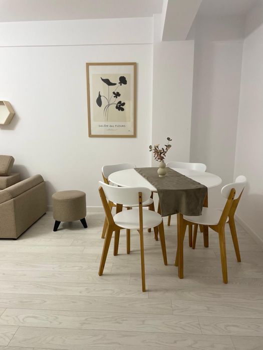 Apartament 2 camere, 60 mp, etaj 1 , parcare intabulata-proprietar
