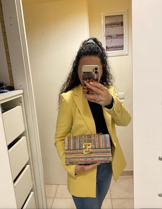 Продам цветной клатч