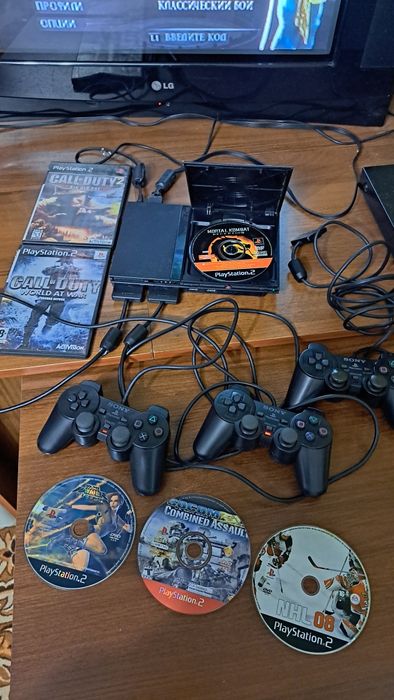 Продам Sony Playstation 2