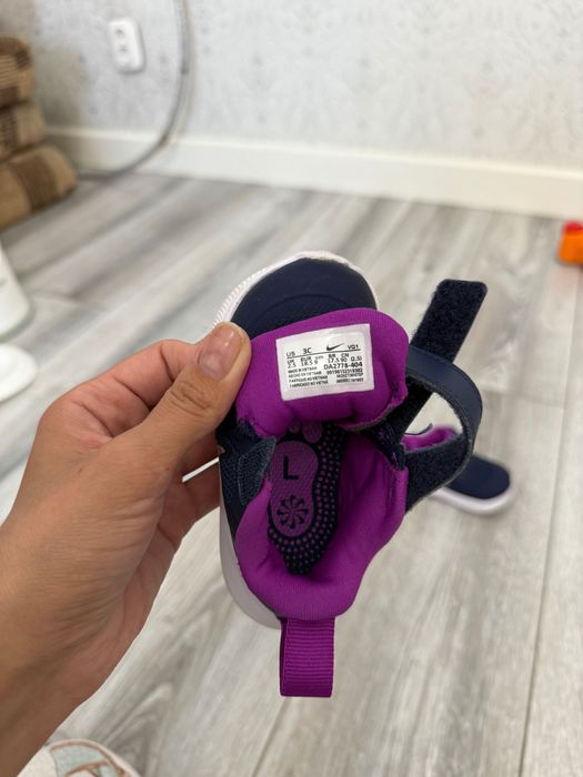 Детские кроссовки